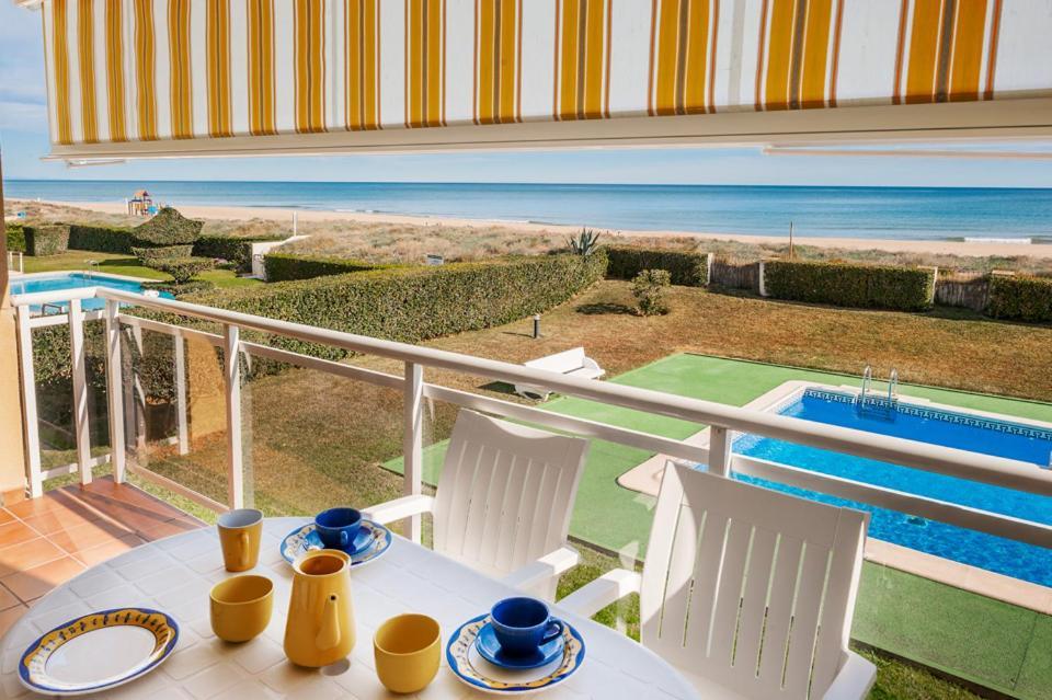 APARTAMENTO Nat EN PRIMER LINEA DE PLAYA Platja de Xeraco Exterior foto